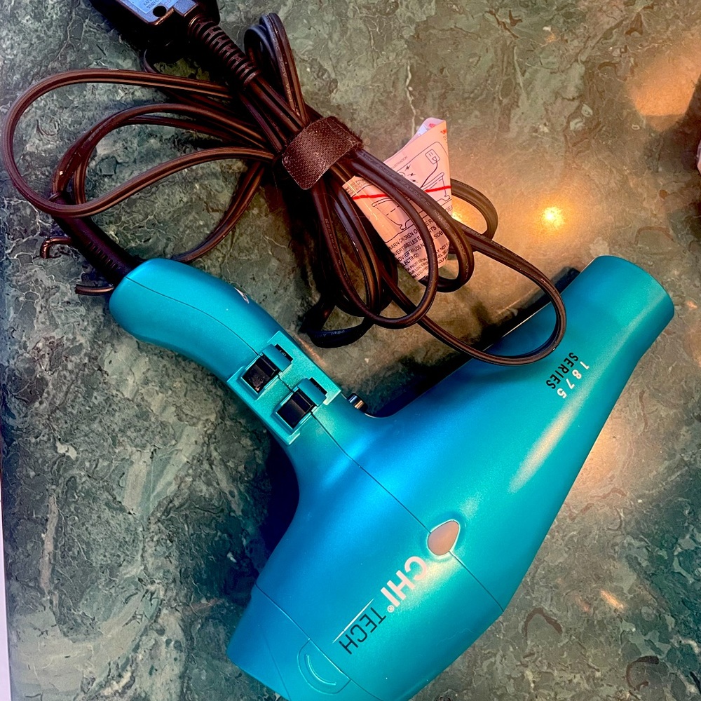 CHItech 1875 series blow dryer